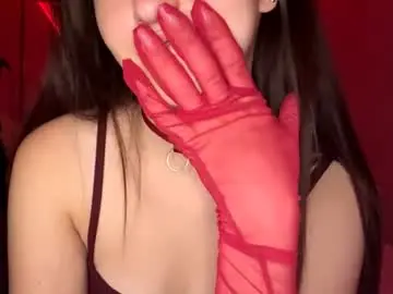 Chaturbate Watch Live Sex Cams of helen__eve