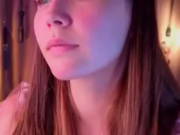 Chaturbate Adult Webcam of ki_raaawr