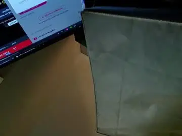 Chaturbate Watch Live Sex Cams of liambyrne