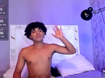 Chaturbate Live Sex of noah_smith04