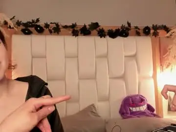 Chaturbate Live Sex of daphne_and_roger