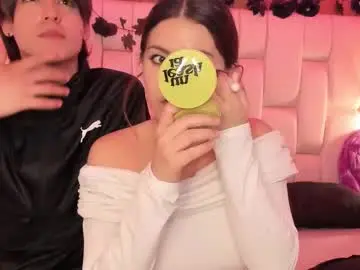 Chaturbate Adult Video Chat of daphne_and_roger