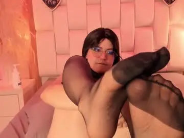 Chaturbate Adult Webcam of daphne_and_roger