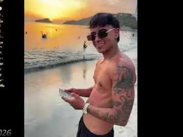 Chaturbate Live Sex Cam of ftm_xxxperiencie