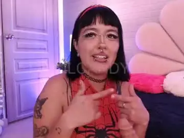 Chaturbate Watch Live Sex Cams of lilcandy19