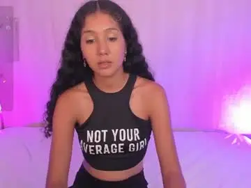 Chaturbate Live Sex Cam of alliedaze