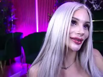 Chaturbate Live Sex Cam of barbiekara