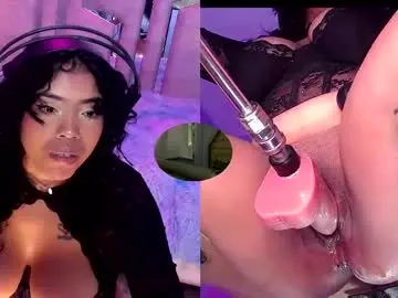 Chaturbate Live Sex Cam of ninacapelli