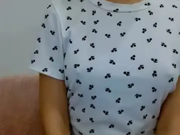 Chaturbate Adult Video Chat of youradeline
