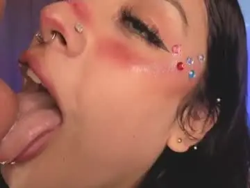 Chaturbate Adult Webcams of ashlynnlowe_
