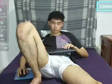 Chaturbate Free Porn Cam of oliver_rayman