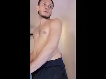 Chaturbate Live Sex Cam of 1tommy9