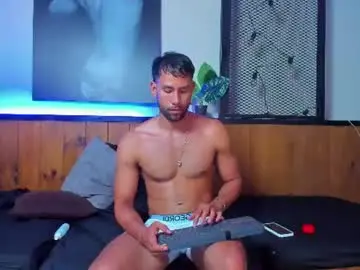 Chaturbate Free Porn Cam of aronncruz