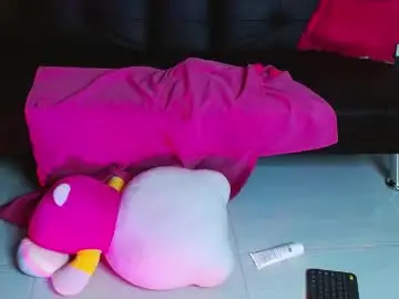 Chaturbate Best live sex cam show of emysofia