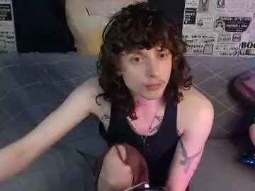 Chaturbate Live Sex Cam of g1vememoney