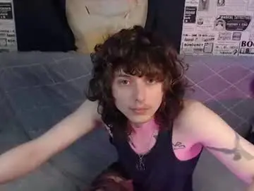 Chaturbate Live Sex Cam of g1vememoney