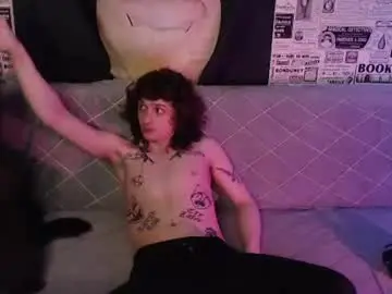 Chaturbate Free Porn Cam of g1vememoney