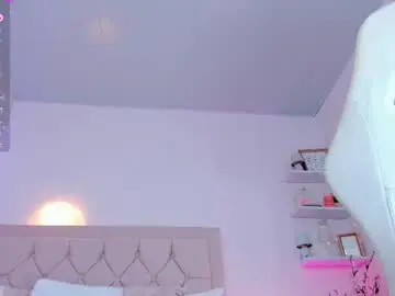 Chaturbate Live Sex Cam of little_sweet_18