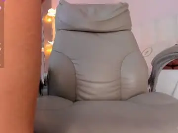 Chaturbate Live Sex of little_sweet_18