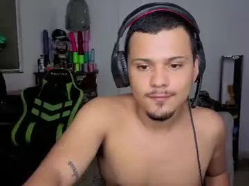 Chaturbate Live Sex Cam of yeiko_44