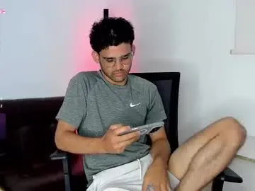 Chaturbate Sex Cam of chrisandrew_