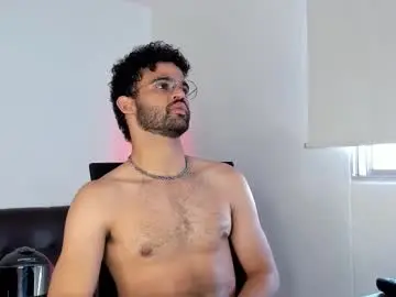 Chaturbate Watch Live Sex Cams of chrisandrew_