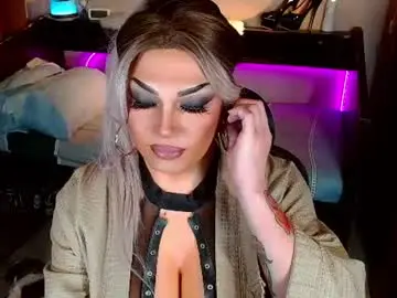 Chaturbate Live Sex Cam of imurwildtruequeen