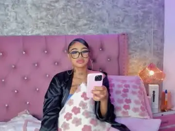 Chaturbate Live Porn of khelany_isyy