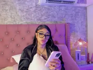 Chaturbate Sex Cam of khelany_isyy