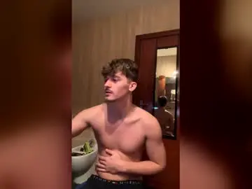 Chaturbate Free Porn Cam of vincentprice69