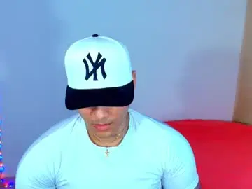 Chaturbate Nude Webcam of bryan_boy_