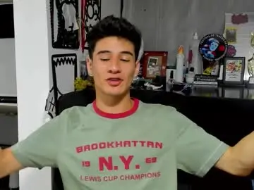 Chaturbate Adult Webcam of dominic_radccliffe