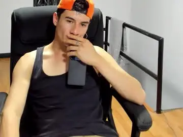 Chaturbate Adult Video Chat of dominic_radccliffe