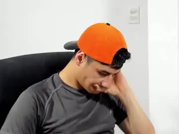 Chaturbate Live Sex Cam of dominic_radccliffe