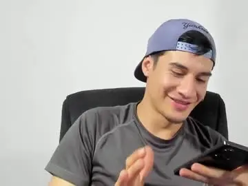 Chaturbate Free Porn Cam of dominic_radccliffe