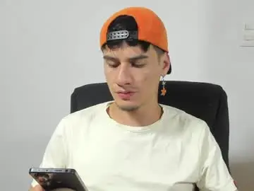 Chaturbate Live Sex Cam of dominic_radccliffe