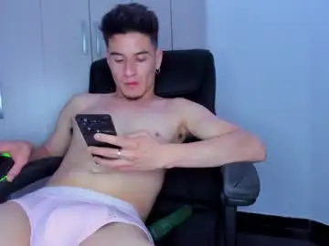 Chaturbate Free Live Porn of dominic_radccliffe