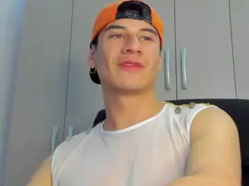 Chaturbate Watch Live Sex Cams of dominic_radccliffe