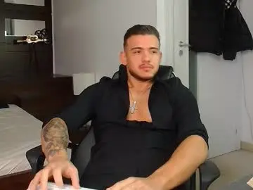 Chaturbate Adult Webcams of elijahthorne