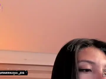Chaturbate Watch Live Sex Cams of missesmeralda