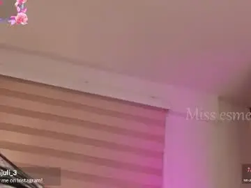 Chaturbate Watch Live Sex Cams of missesmeralda
