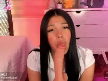Chaturbate Best live sex cam show of missesmeralda