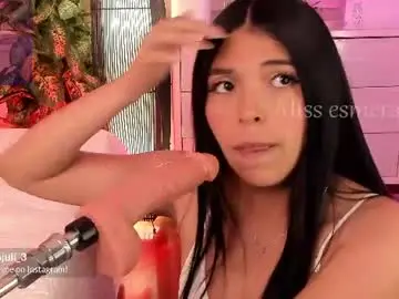 Chaturbate Live Sex Cam of missesmeralda