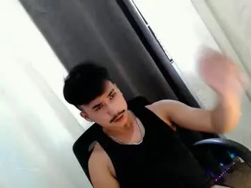 Chaturbate Free Live Porn of dave_cummers