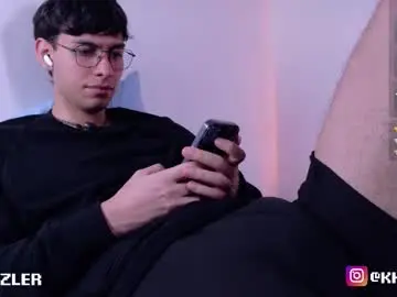 Chaturbate Live Sex Cam of khozler_