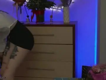 Chaturbate Free Porn Cam of manifreyja