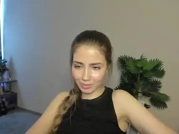 Chaturbate Live Sex Cam of aurora_glow_21