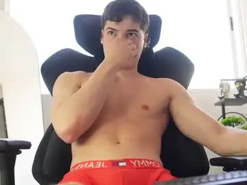 Chaturbate Free Live Porn of max_cortes1_