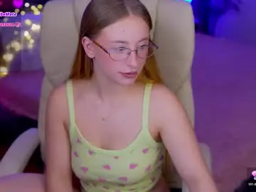 Chaturbate Free Porn Cam of silverrmoon