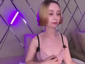 Chaturbate Live Sex Cam of sweatee_fluff